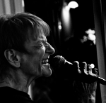 E. Münzberg: Swing 092munzn.jpg, 40kB